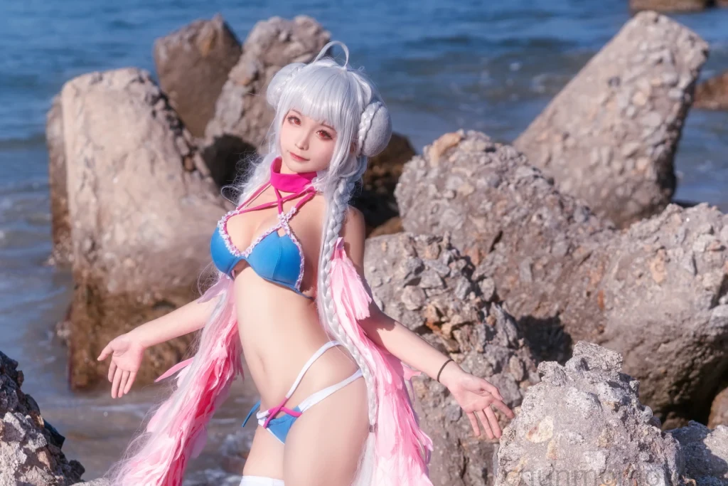 蠢沫沫cos可畏泳装