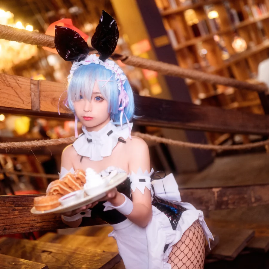 蠢沫沫 – NO.030 雷姆兔女郎限量美图分享：包含最新写真套图，质量逆天