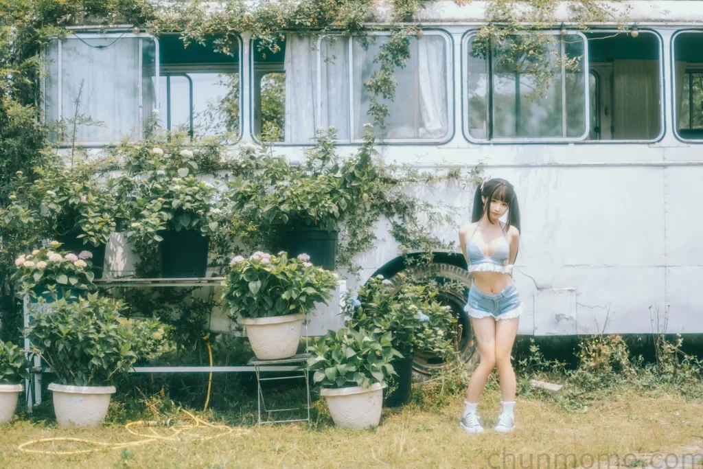 蠢沫沫奇遇记写真惊艳亮相,大巴车cos作品集藏多元魅力 7 蠢沫沫作品集大巴车cos作品