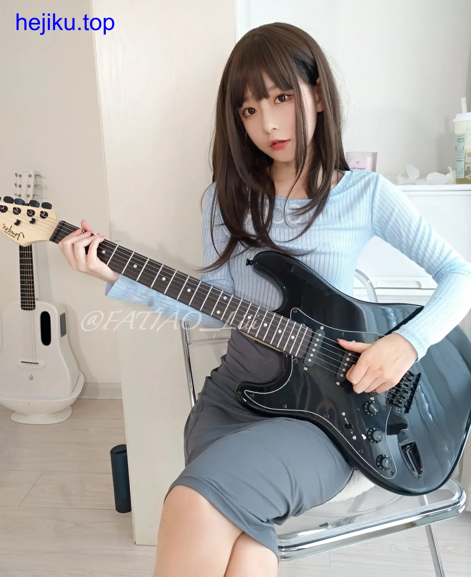 迷之呆梨cos吉他妹妹高清作品