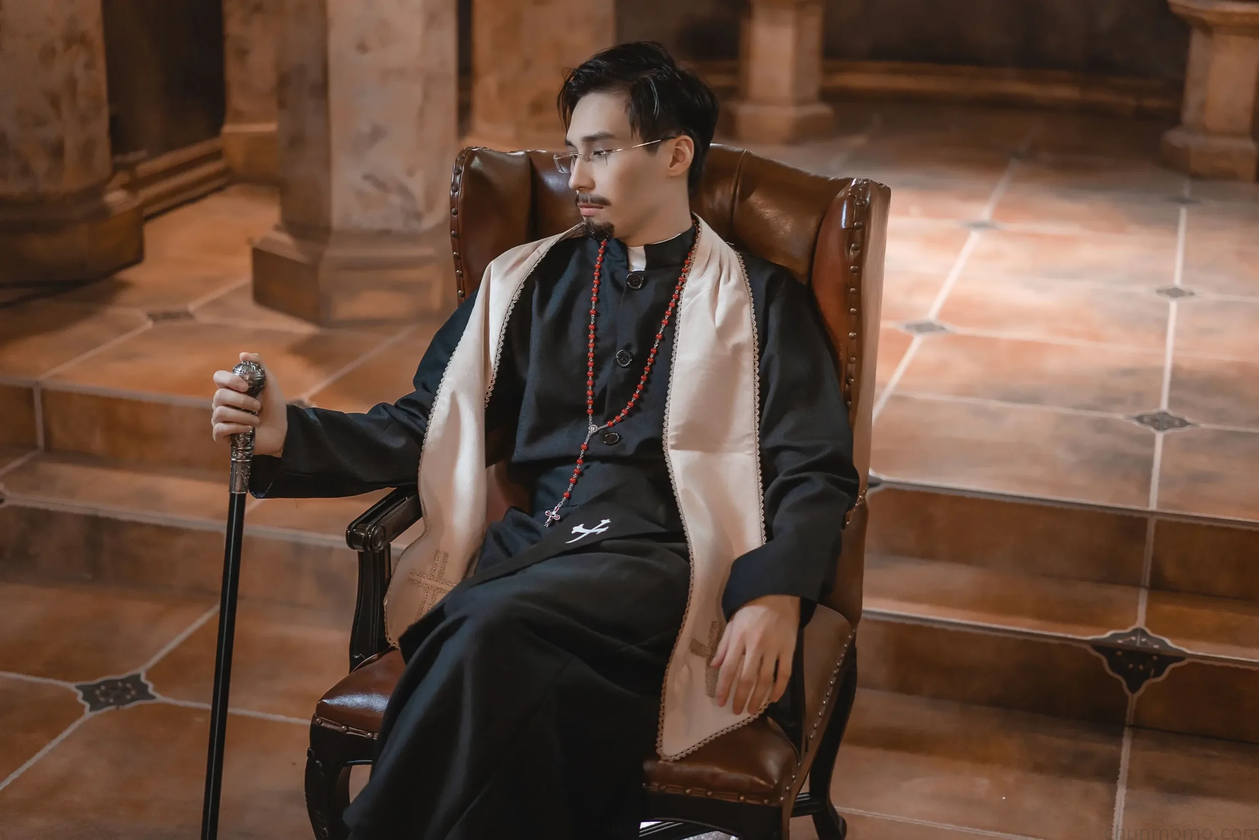 芊川一笑mnk修女与神父1080P图包