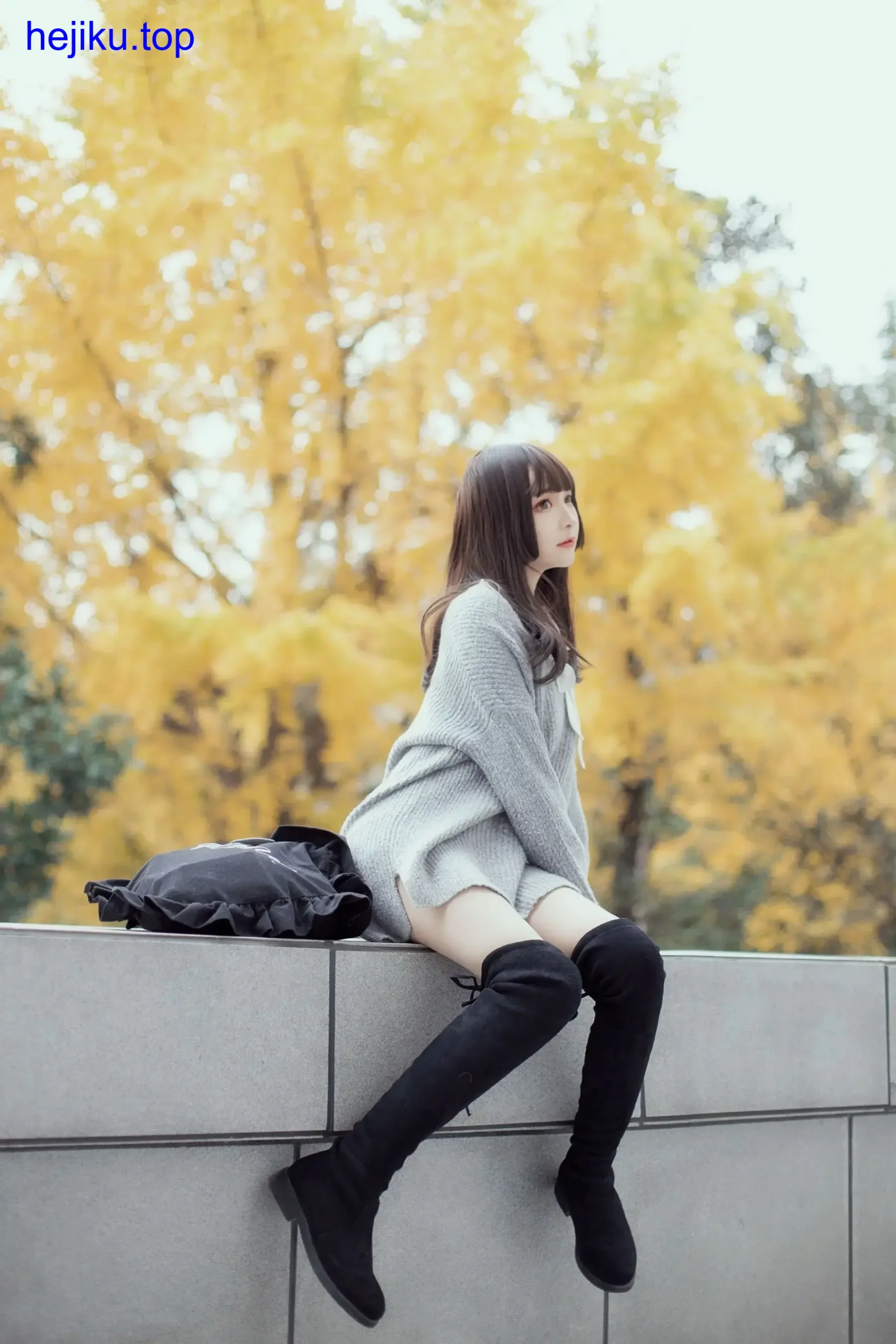 古川kagura体操服与肉丝写真合集:银魂Coser的清纯少女感穿搭 6 古川kagura 付费写真作品