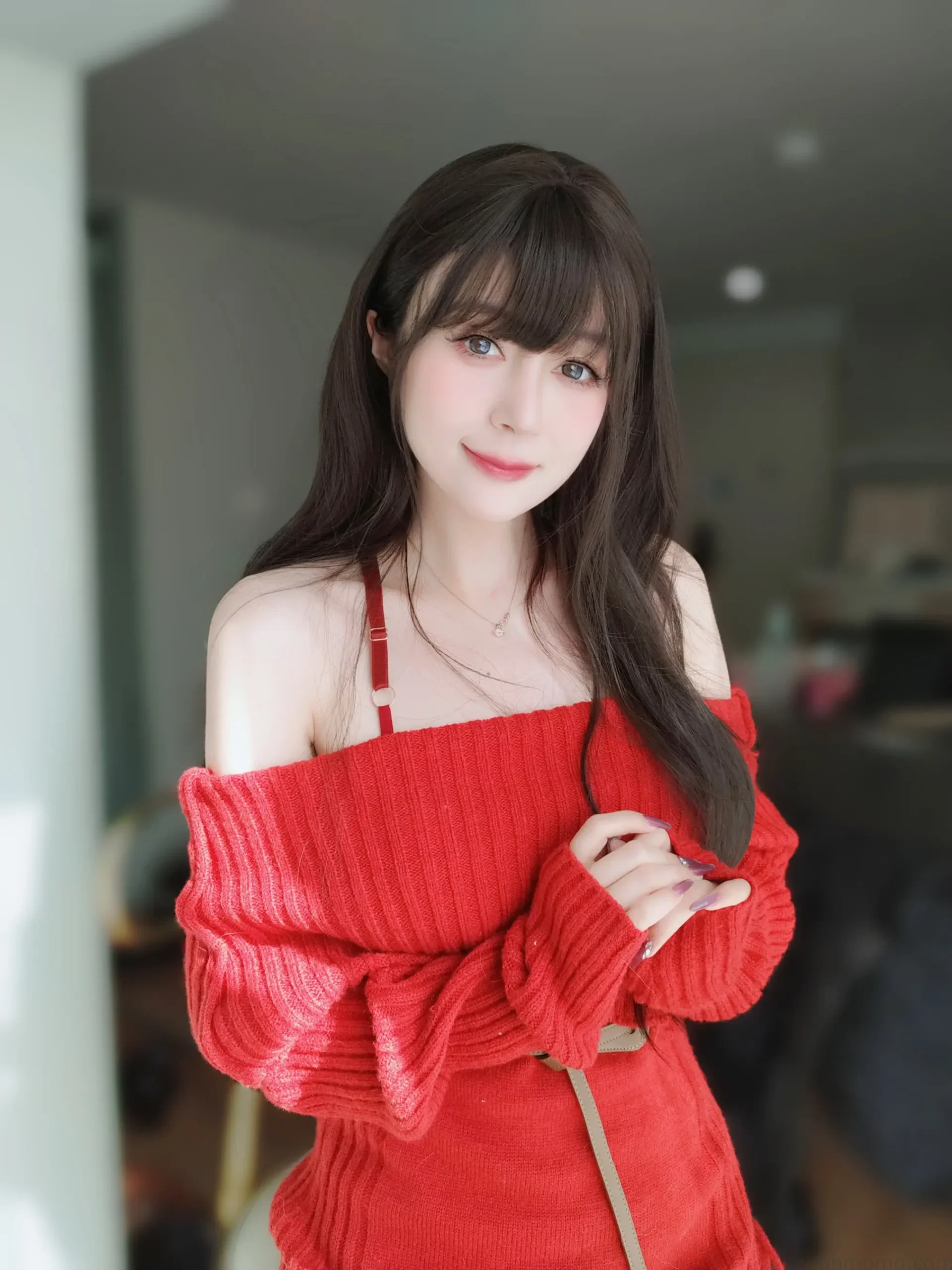 白银81的游泳课cos照片集