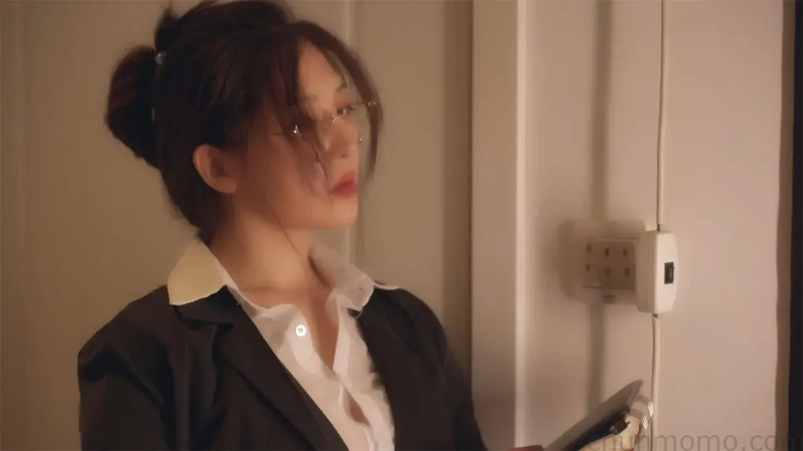 樱晚gigi写真核心系列解析 幻想曲骑士球衣泳装太迷人 7 樱晚gigi泳装