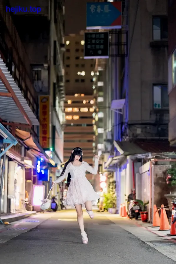 落落raku的奇妙世界,感受她的cos魅力 2 落落raku角色服装与妆容细节