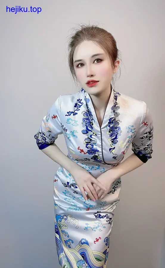 鹿八岁baby猎魔人剧情版COS作品,这样的美图你看过吗 3 鹿八岁baby猎魔人眼神特写