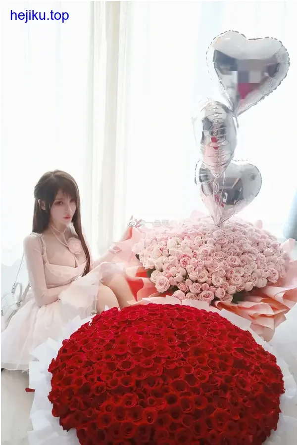 一色雨的背景选择很干净，画面没有多余的元素