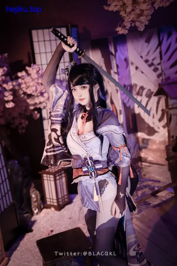 白莉吃巧克力甜系图集