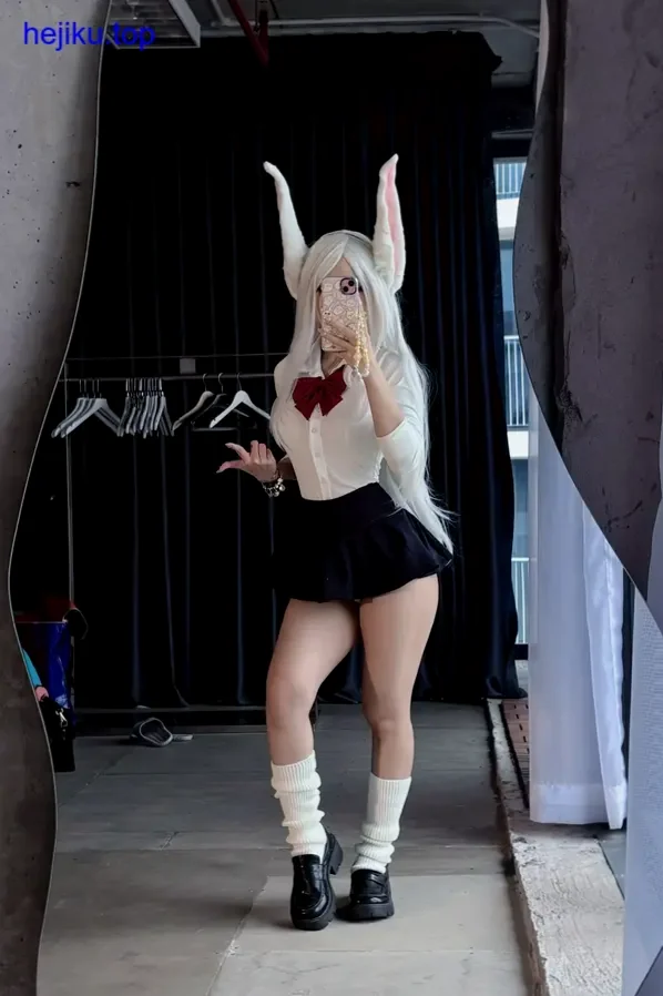 Umeko J扮演我的英雄学院反派角色cosplay作品