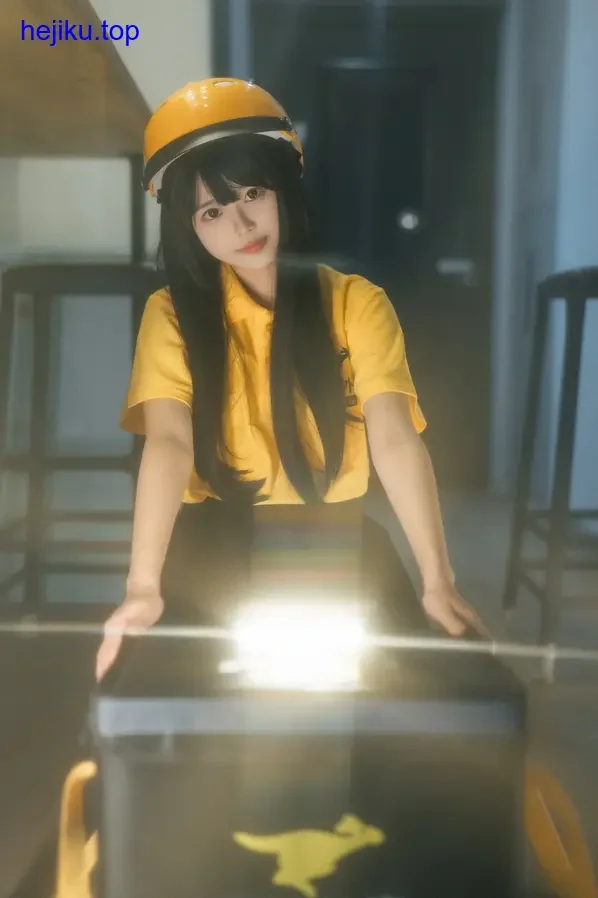 rua阮阮小狗爱神服装与配饰细节