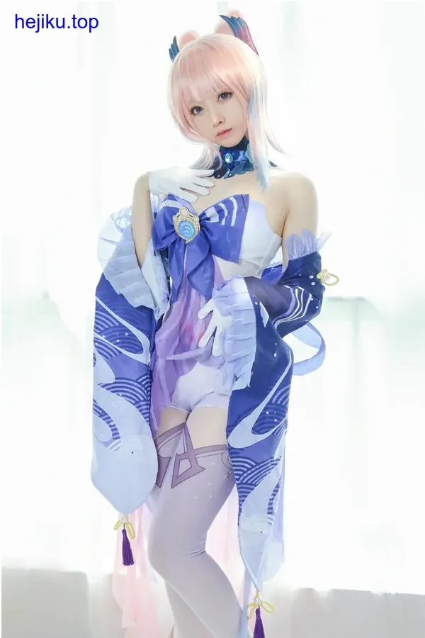 爱心形状的海洋与晨雾美景 爱心形状的海洋与晨雾美景