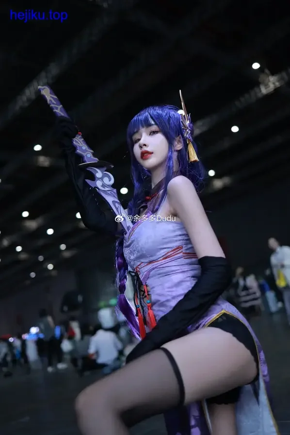 余多多Dudu申鹤赛车服细节 余多多Dudu申鹤赛车服细节