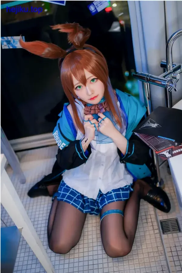 高清亚缇COS图片展示