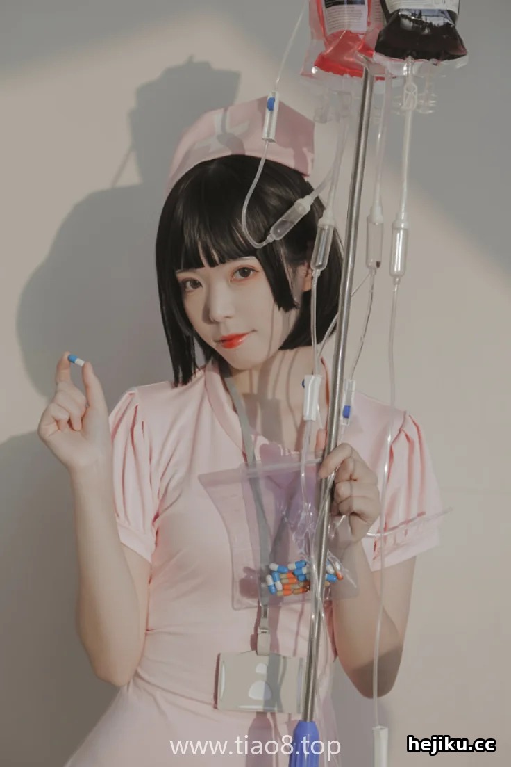 Fushii海堂的护士cos 软萌脸配硬核魂,这反差谁顶得住 2 Fushii海堂的护士cos 软萌脸配硬核魂,这反差谁顶得住