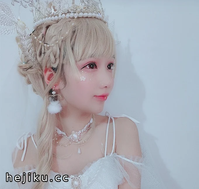羽天shine个人资料揭秘:性别、年龄、身高体重及COS历程全解析 3 羽天shine性别、年龄、身高体重等个人资料揭秘!你想知道的一切都在这里插图3
