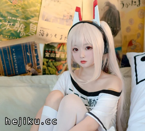 蠢沫沫NO.062 Cosplay:《碧蓝航线》绫波,清新与魅力融合 2 蠢沫沫NO.062《碧蓝航线 绫波》:清新与魅力并存的完美演绎插图2