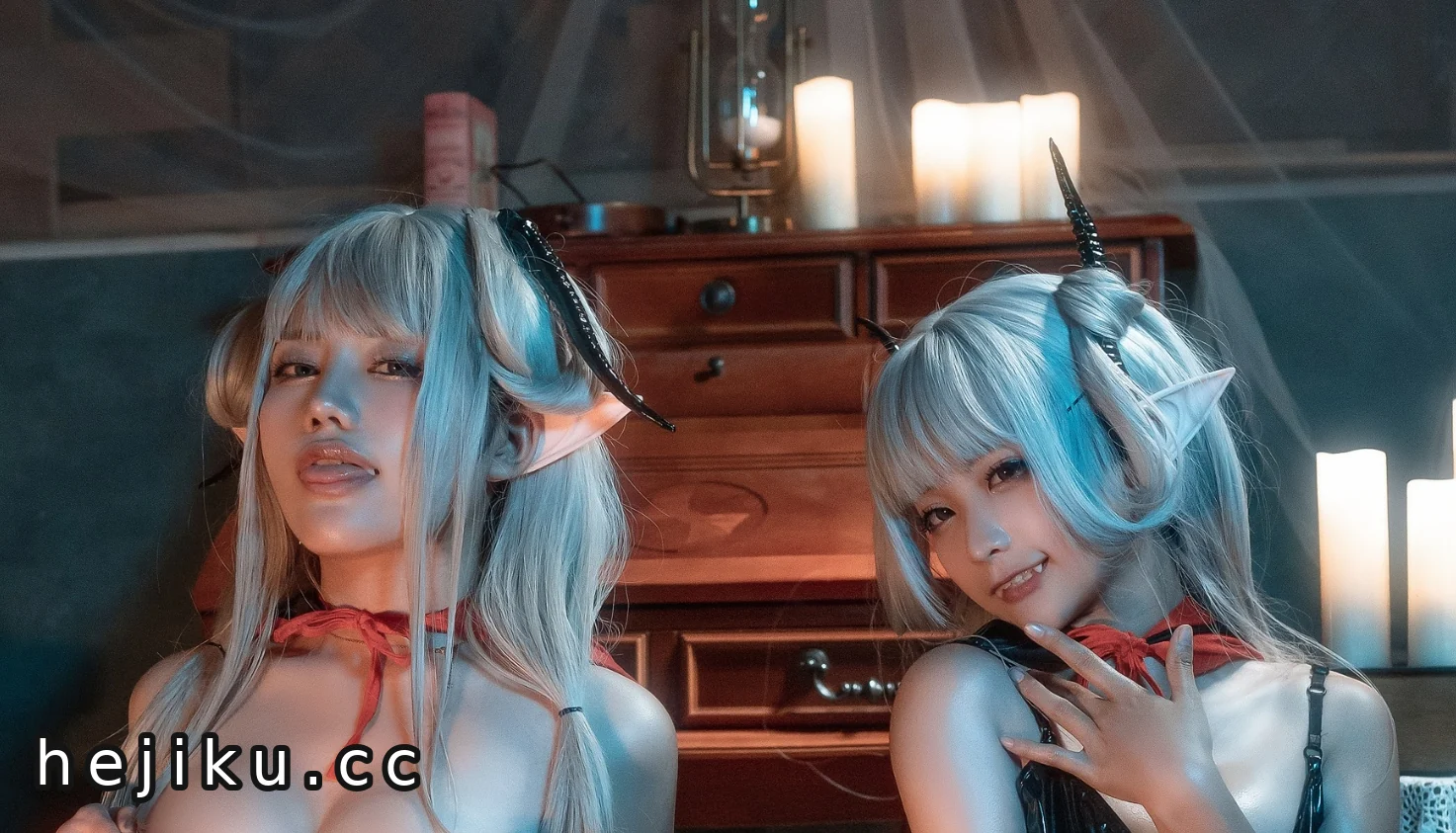 蠢沫沫与一笑芳香沁“双子吸血鬼”Cosplay:魅惑与俏皮的完美融合 3 蠢沫沫与一笑芳香沁的“双子吸血鬼”绝美Cosplay作品,绝对让你心动不已!插图3