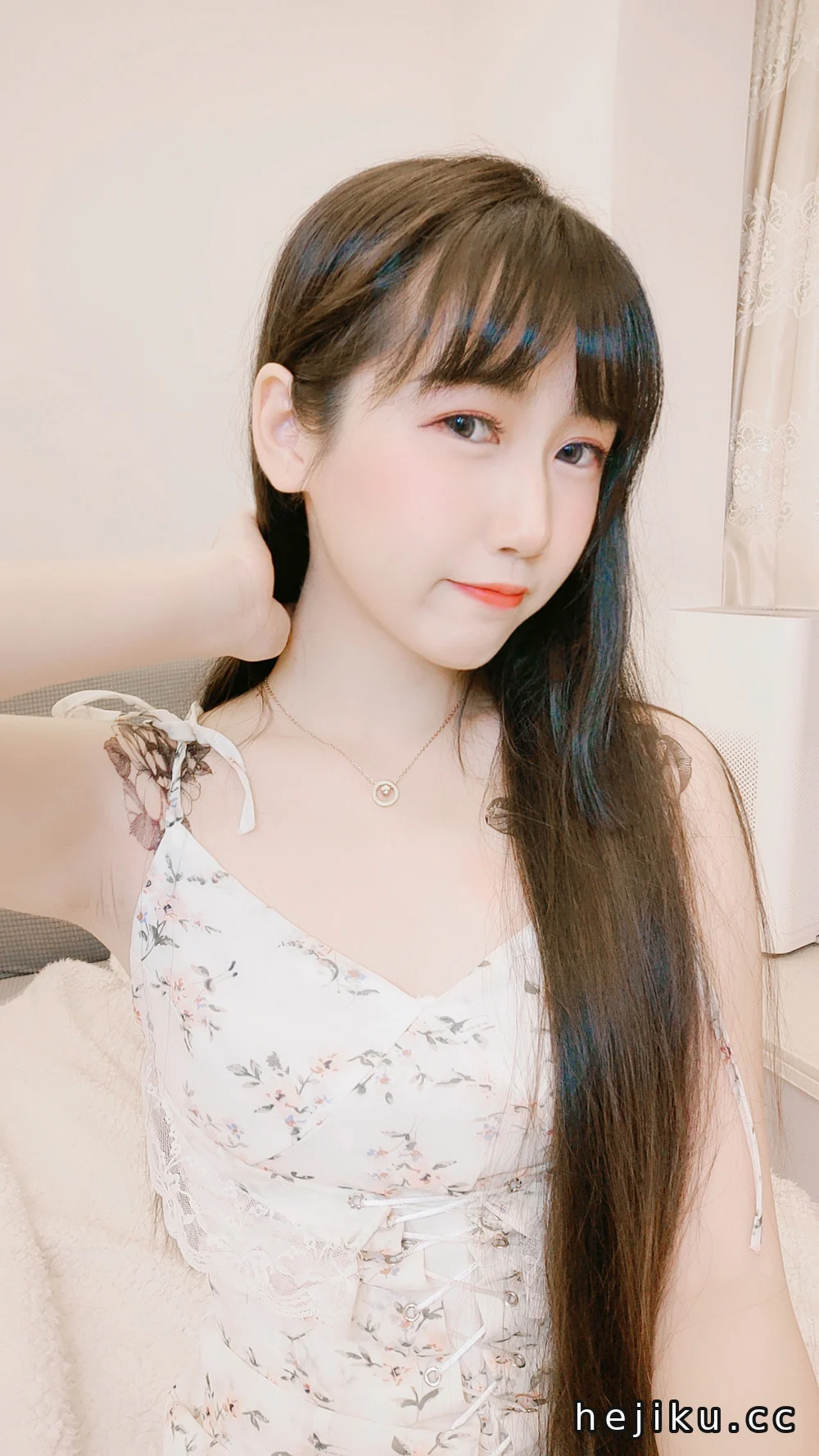 不呆猫 粉色衬衣女友COSPLAY图片包合集[持续更新]